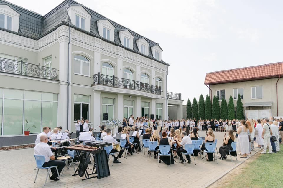 Відкрито центр освіти «My school»