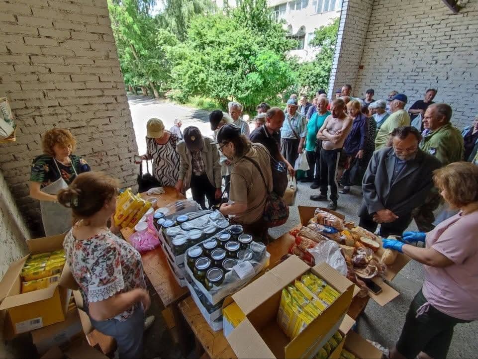 Міжнародна Дипломатична Гуманітарна Місія ОБСЄ в Україні системно підтримує мешканців Львова та потребуючих, забезпеч…