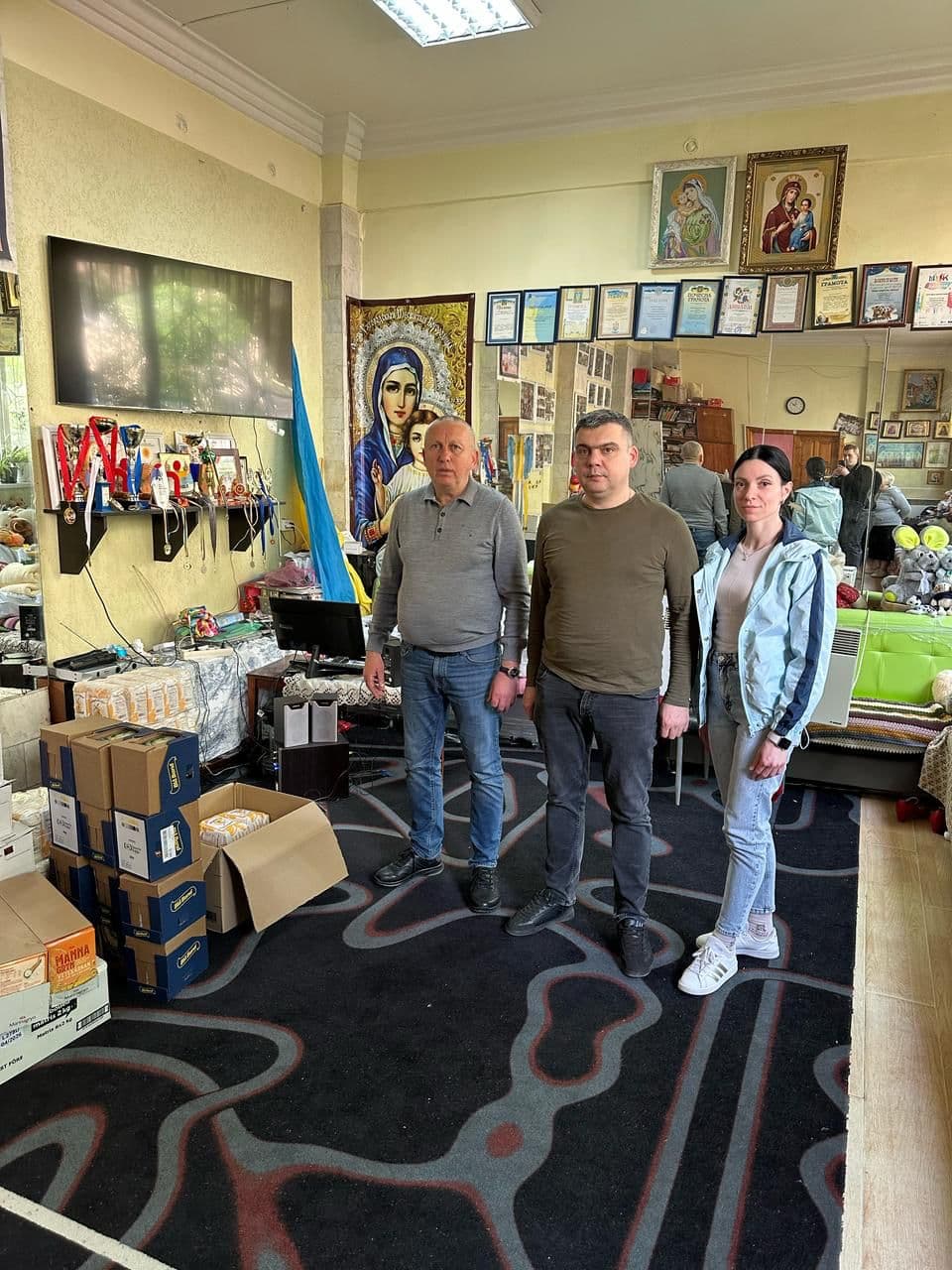 The International Diplomatic Humanitarian Mission of the OSCE supported an orphanage during the Easter period