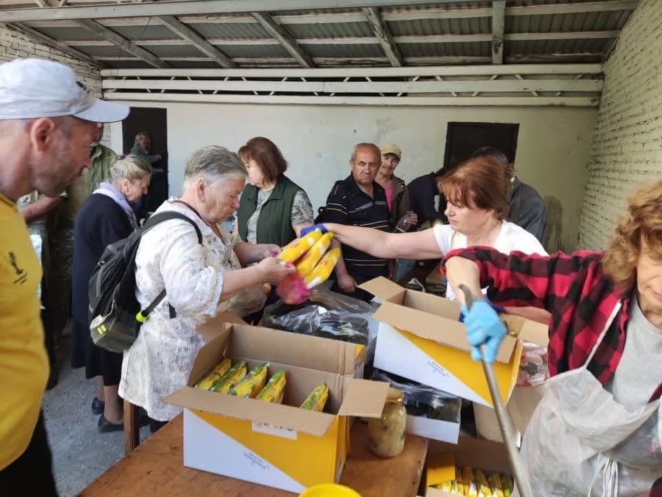 Міжнародна Дипломатична Гуманітарна Місія ОБСЄ в Україні системно підтримує мешканців Львова та потребуючих, забезпеч…