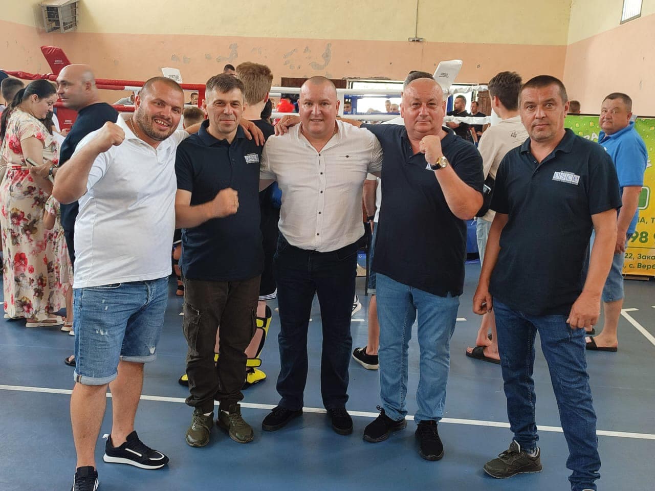 Нагородження аслуженого тренера Української збірної та президента Закарпатської федерації кикбоксингу Wako – Семича Олександра Івановича