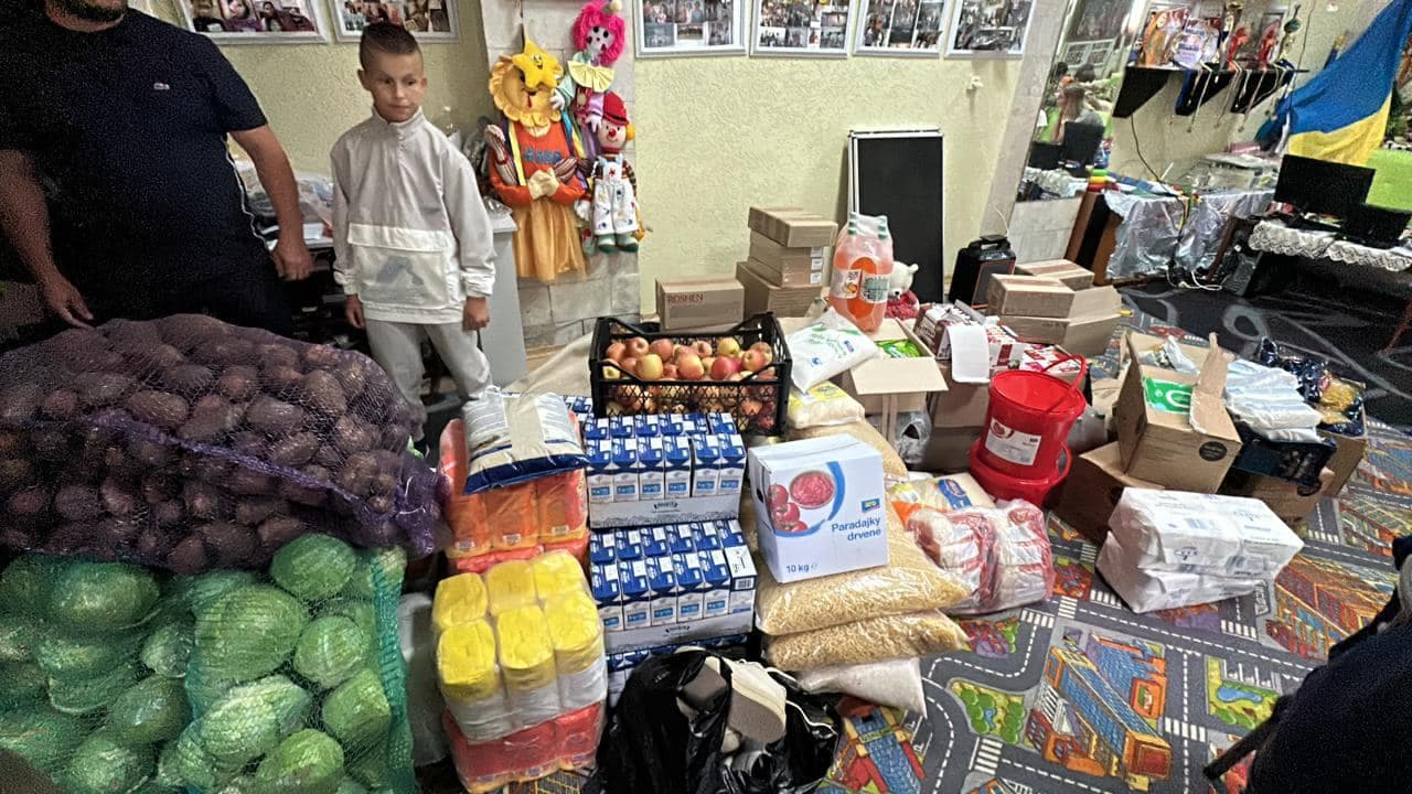 Mezinárodní humanitární mise OBSE na Ukrajině předala pomoc dětskému domovu s podporou německého Bundestagu